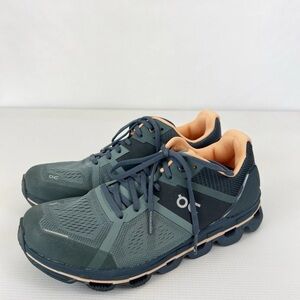 ON Cloud Womens Size 7.5 Cloudace Trainer Running Sneakers